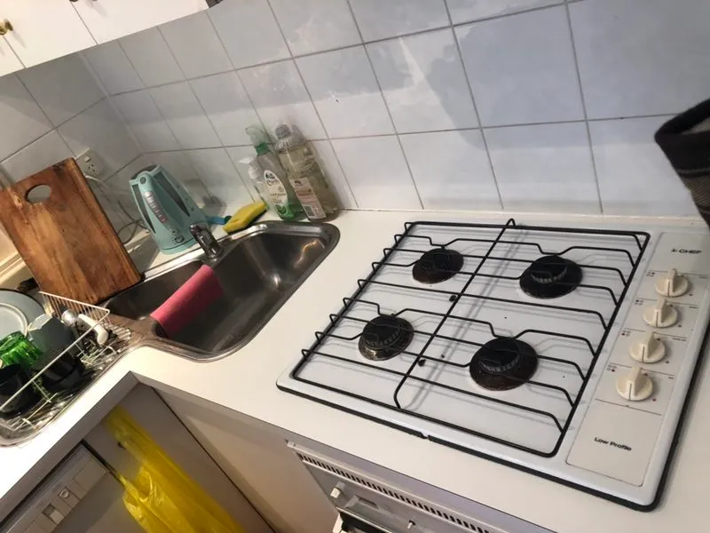 Kitchen cooktop and sink after cleaning