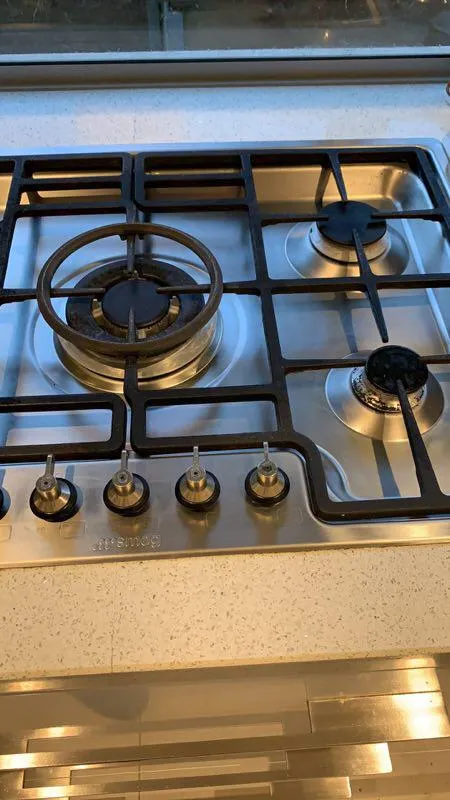 Gas cooktop 5 burner after cleaning