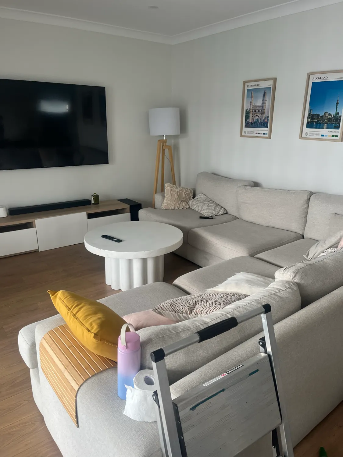 Living room before cleaning