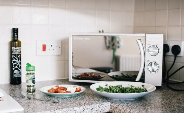 Microwave Maintenance Tips and Hacks