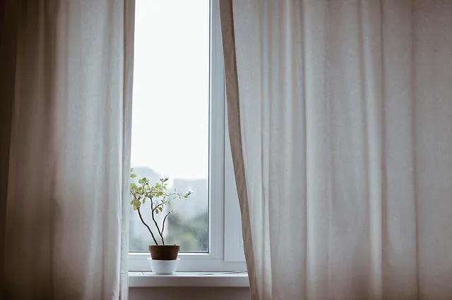 How to Clean Curtains &#8211; Best Curtain Cleaning Methods