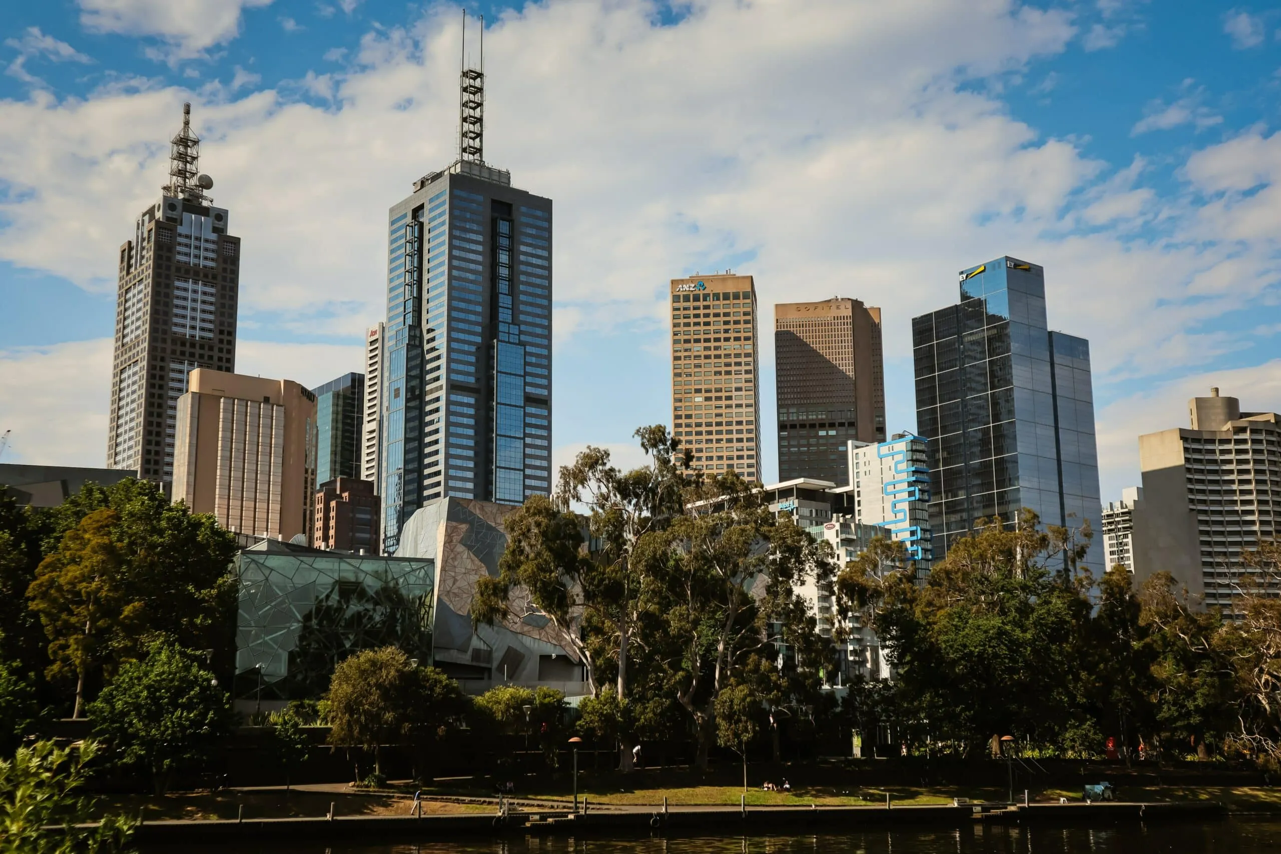 A Clean Home is a Happy Home: Essential House Cleaning Tips for Melbourne Residents