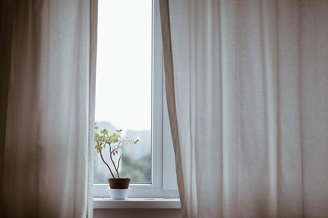 How To Clean Curtains Effective, How To Steam Clean Sheer Curtains